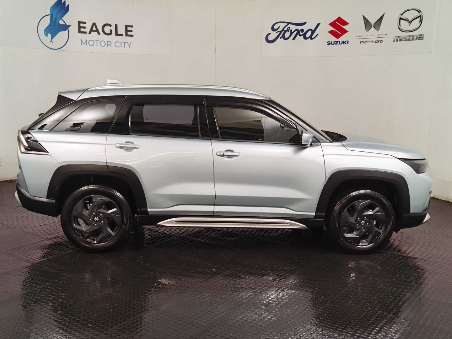 SUZUKI ACROSS 1.5 GL A/T (MILD HYBRID) image 10